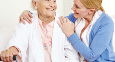 Hygiene älterer Menschen mit Alzheimer